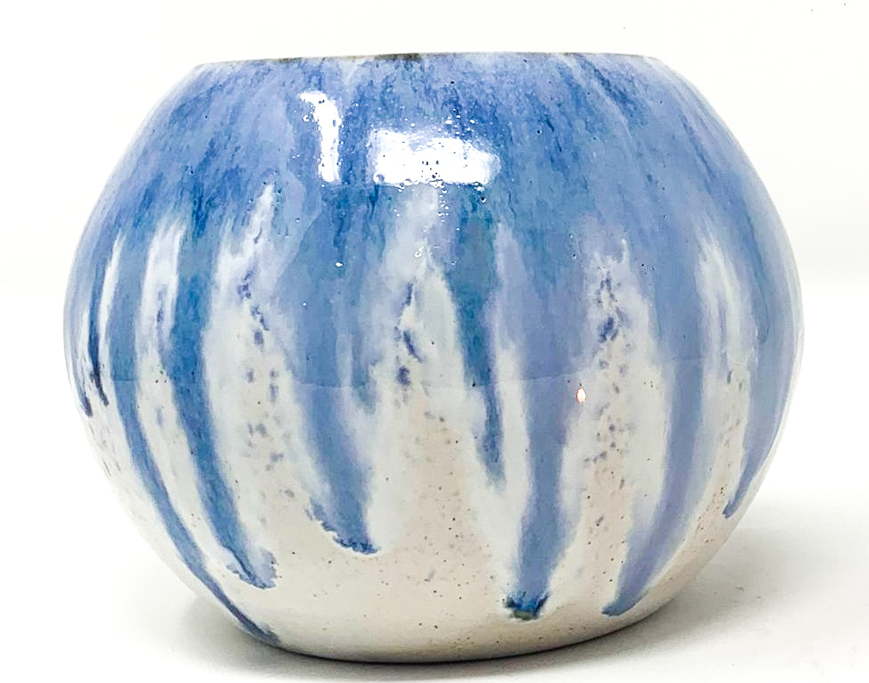 Welcome to Shazpots - Kent’s friendlies tutor lead pottery, potters’ wheel, glazing, kiln firing and naked RAKU day experiences. Pottery Classes